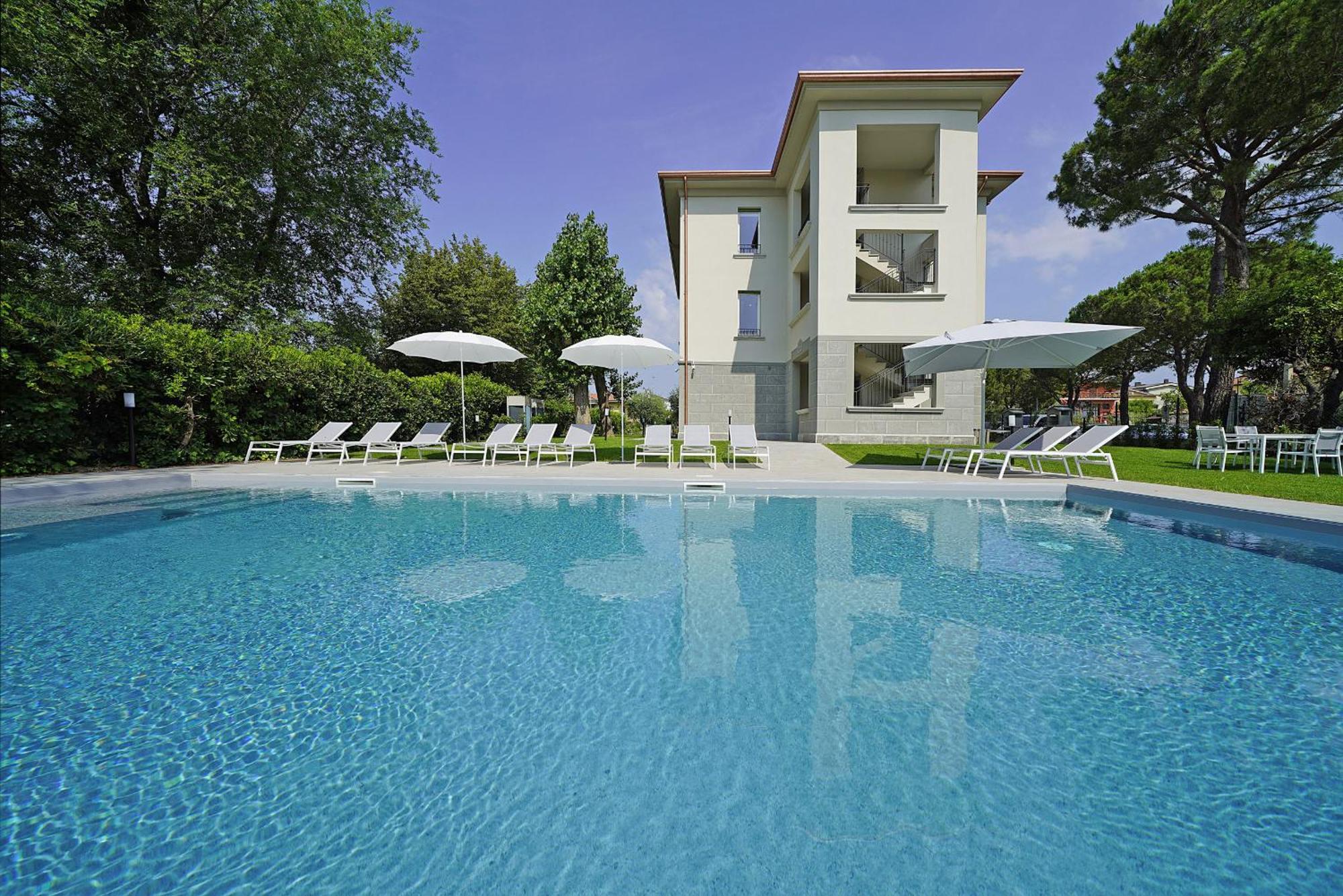 Villa Caterina Apartments By Wonderful Italy Desenzano del Garda Buitenkant foto