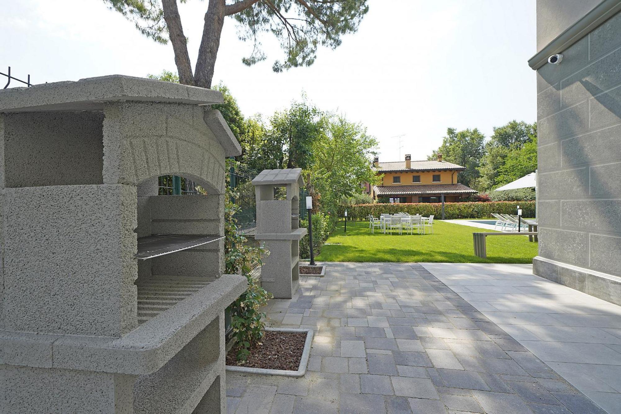 Villa Caterina Apartments By Wonderful Italy Desenzano del Garda Buitenkant foto