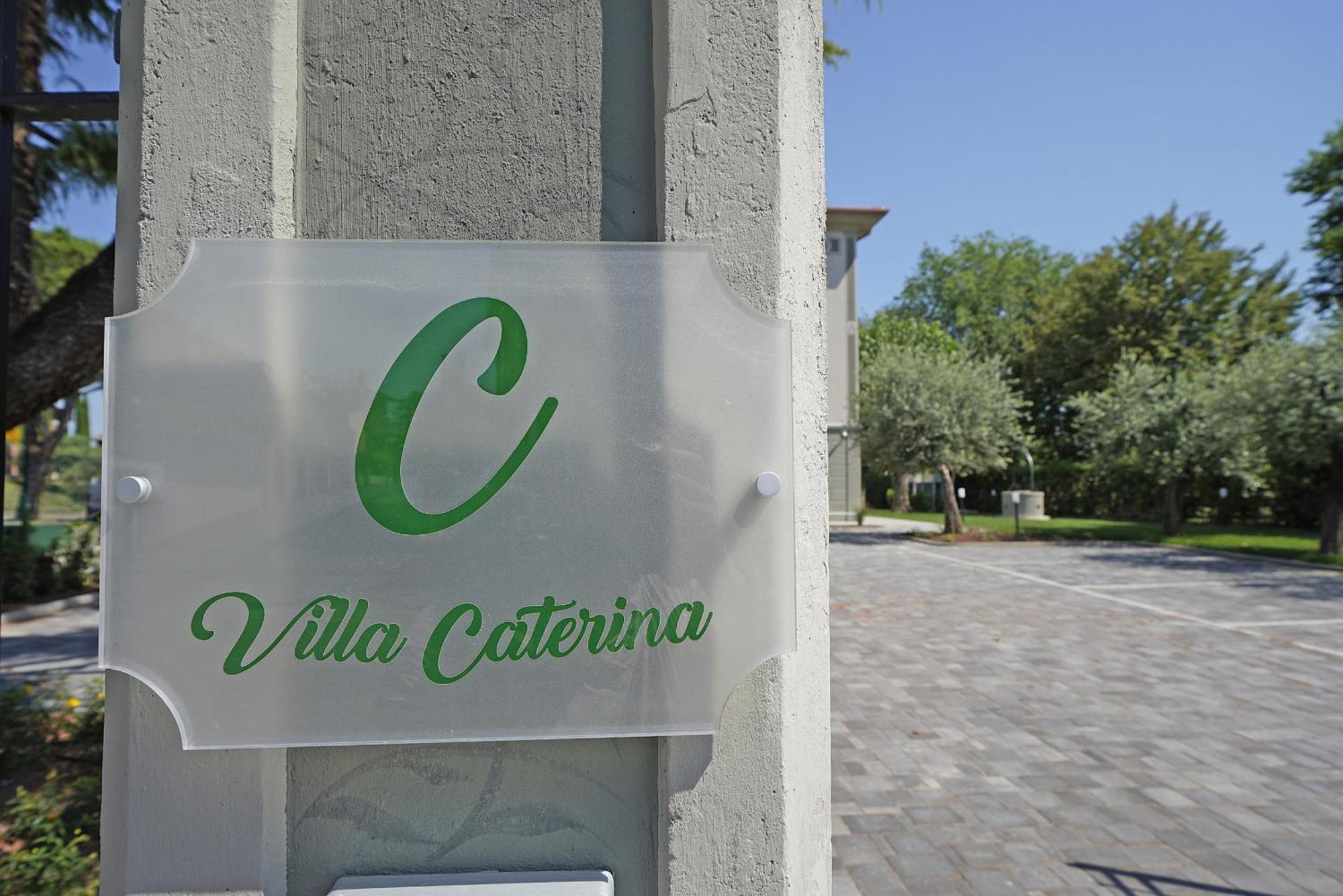 Villa Caterina Apartments By Wonderful Italy Desenzano del Garda Buitenkant foto