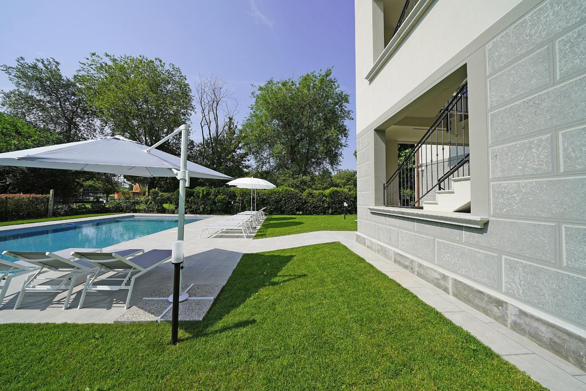 Villa Caterina Apartments By Wonderful Italy Desenzano del Garda Buitenkant foto
