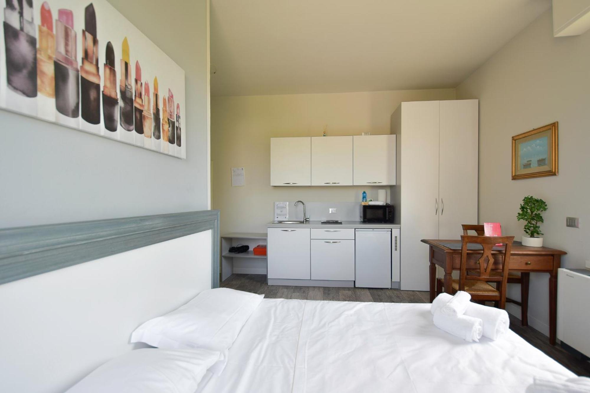 Villa Caterina Apartments By Wonderful Italy Desenzano del Garda Buitenkant foto